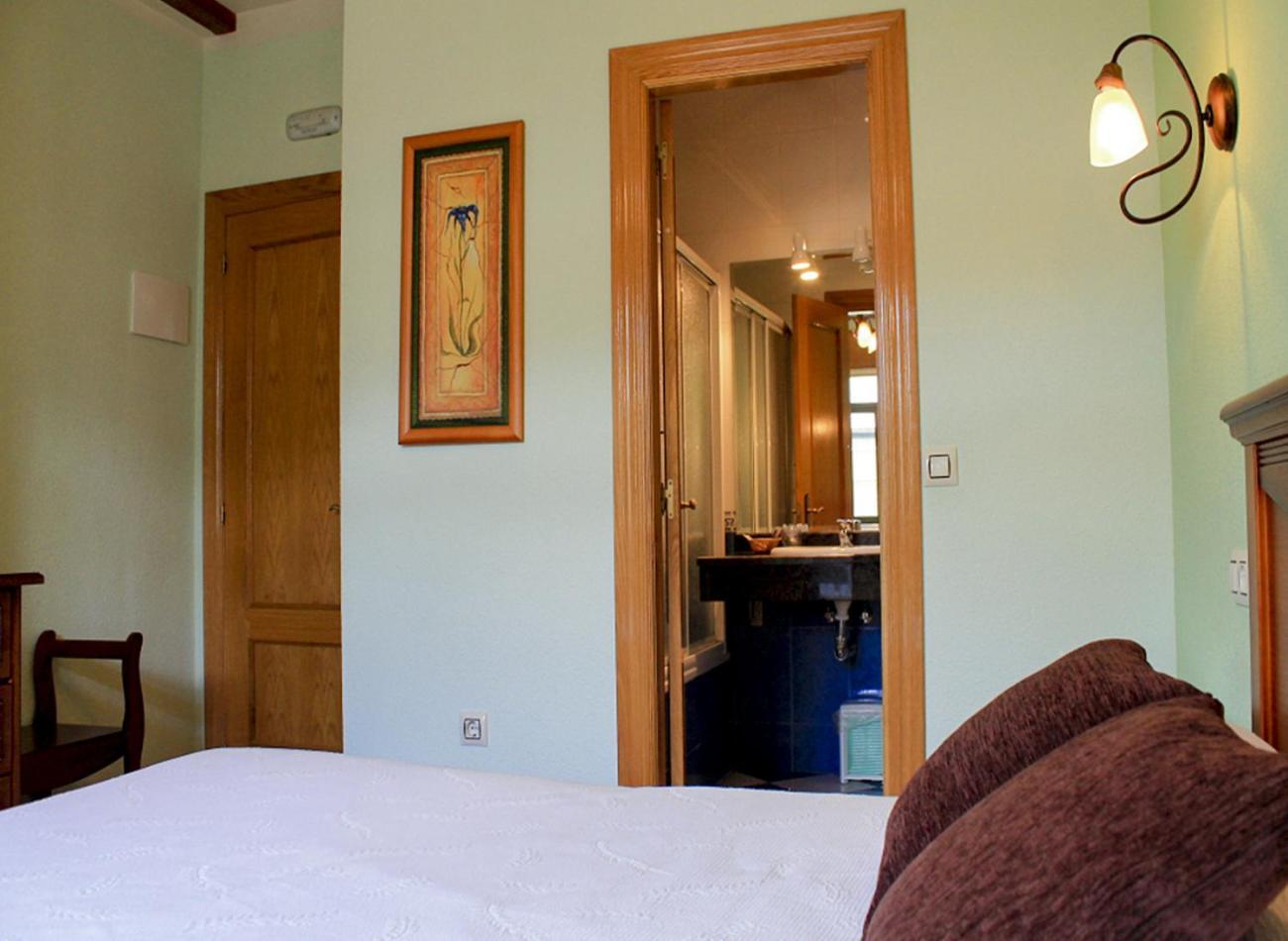 Monasterio Apartment San Martin de Castaneda